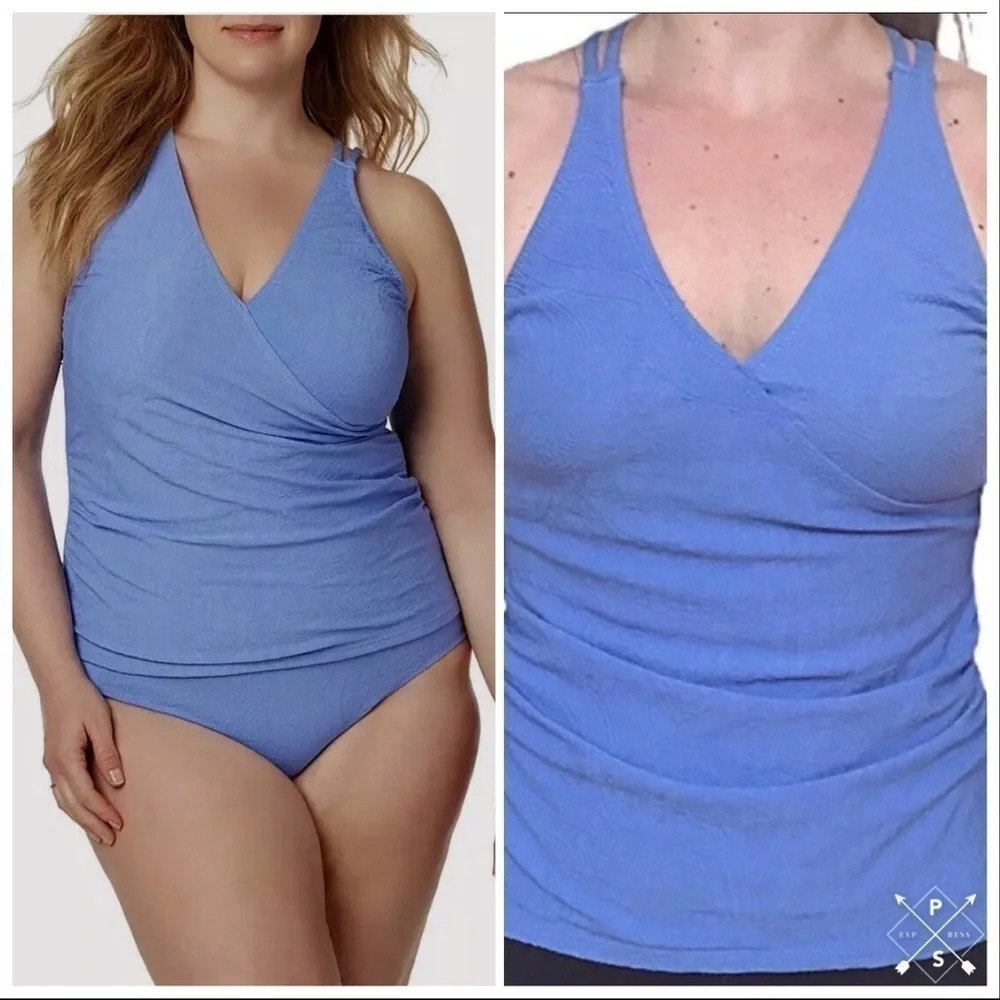 𝅺tropical Escape V-neck tankini swim‎ top. NWT
